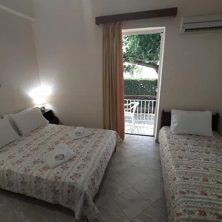 Guest house Akrogiali