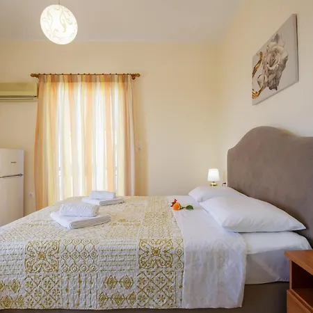 Akrogiali Guest house