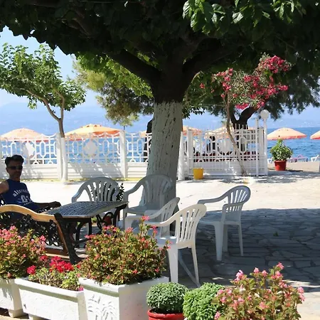 Akrogiali Amarynthos