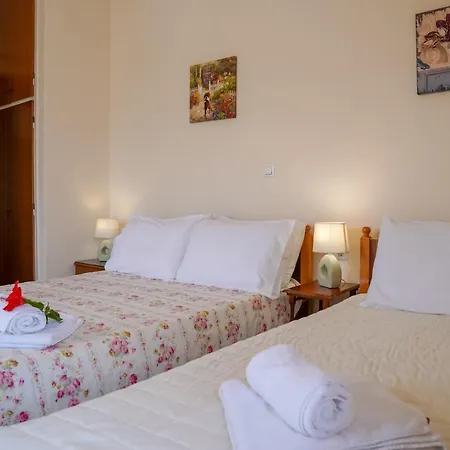 Akrogiali Penzion Amarynthos