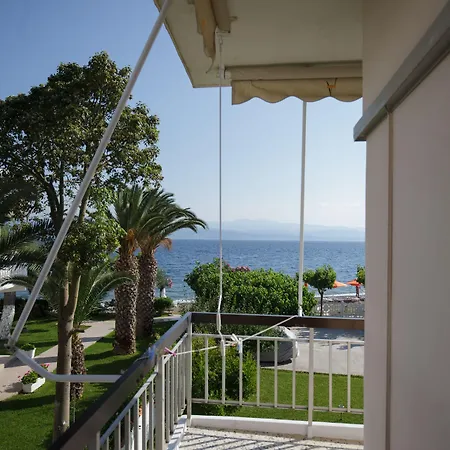 Akrogiali Amarynthos