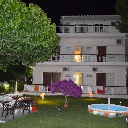 Πανσιόν Akrogiali Αμάρυνθος