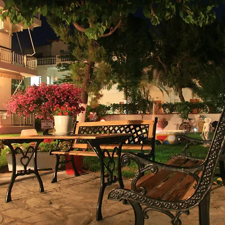 Akrogiali Amarynthos