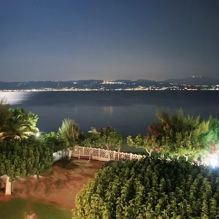 Akrogiali 게스트하우스