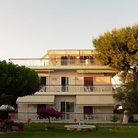 Akrogiali Penzion Amarynthos