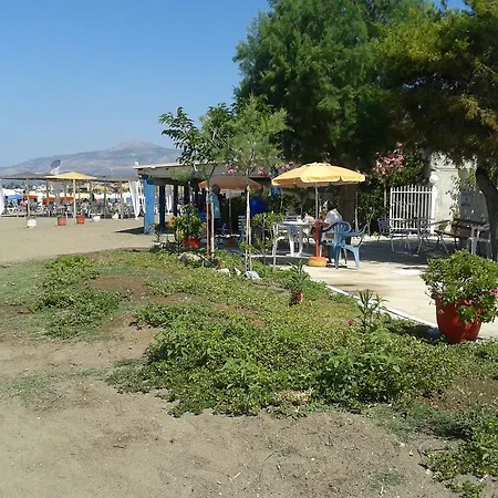 Penzion Akrogiali Amarynthos