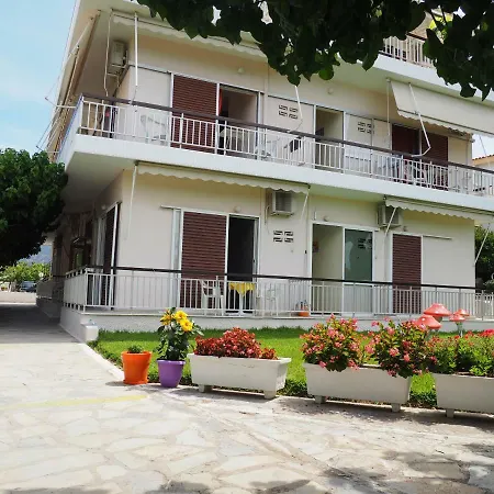 Akrogiali Amarynthos
