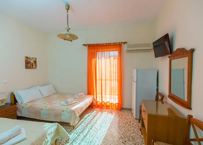 Πανσιόν Akrogiali 3*