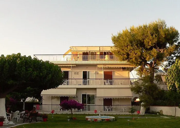 Akrogiali Πανσιόν Αμάρυνθος