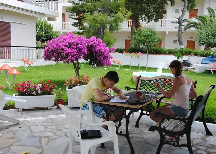 Guest house Akrogiali