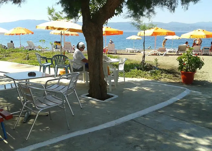 Akrogiali Amarynthos